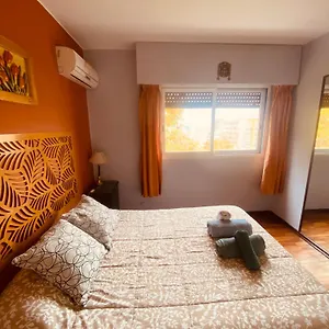 Tu Casa En Espana Y Peatonal - Cochera Privada Incluida - Microcentro Mendoza